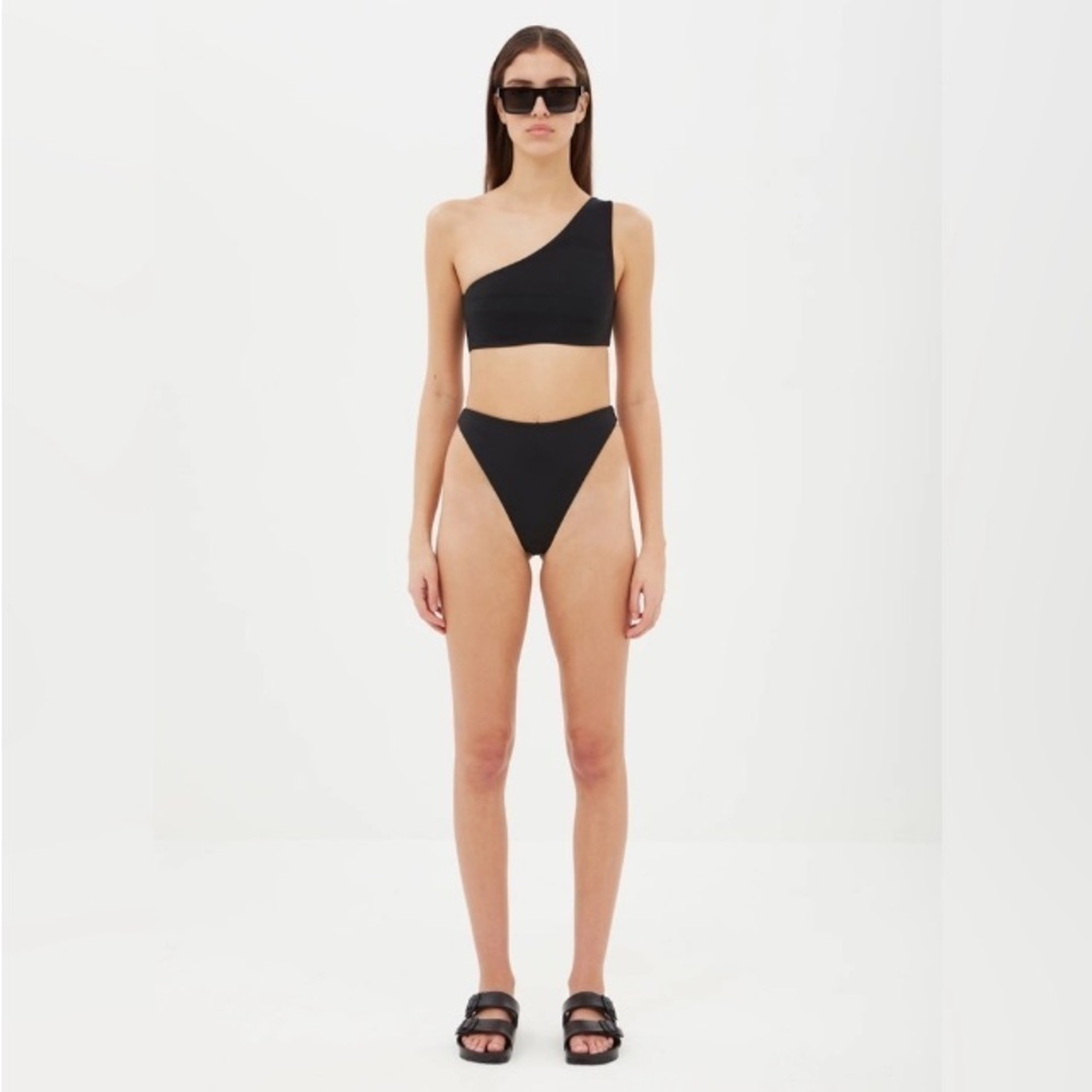 Aexae Swim NWT 2-Piece One Shoulder Bikini Swimsuit Black M Bottom L Top Classic - Picture 13 of 15